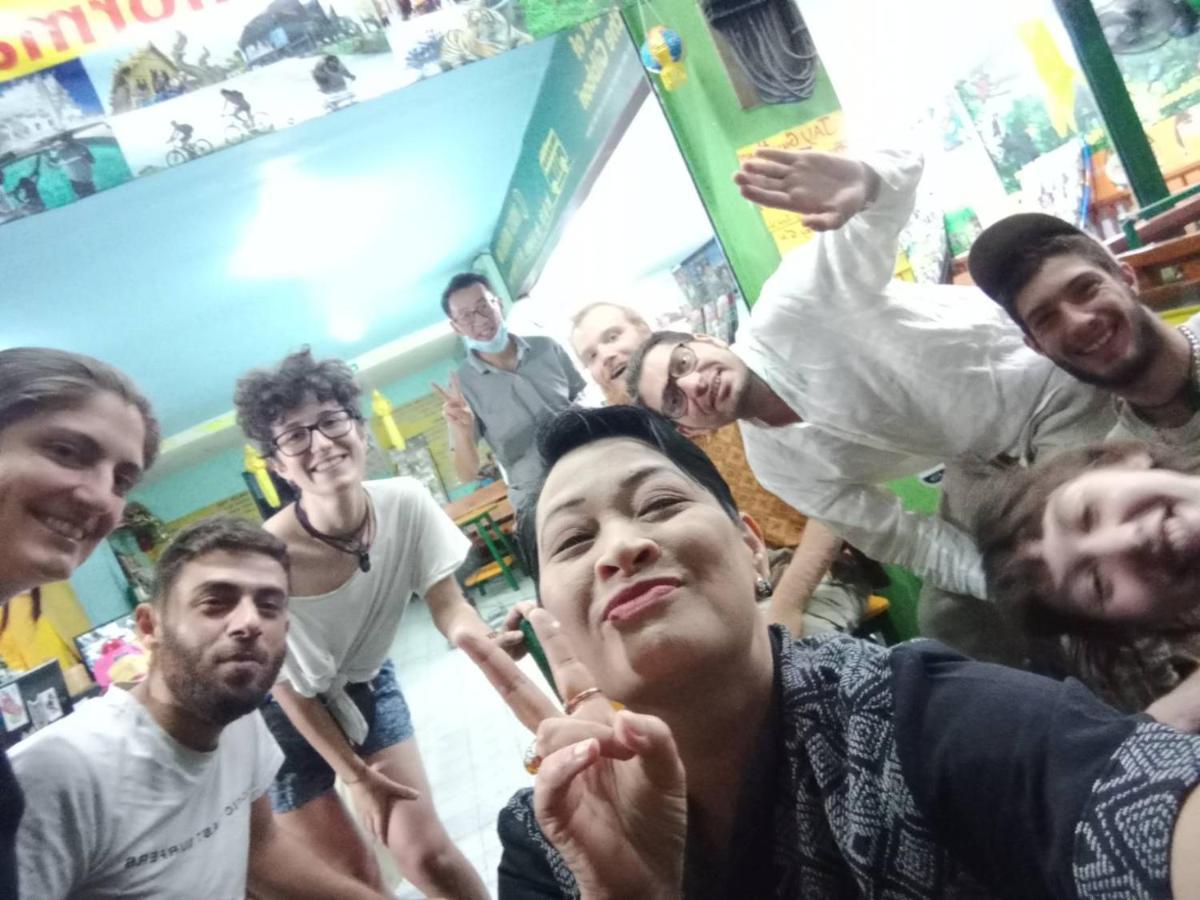Jay Guesthouse And Restaurant (Adults Only) Chiang Mai Eksteriør billede
