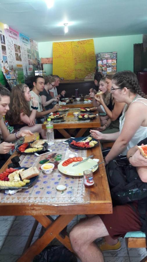 Jay Guesthouse And Restaurant (Adults Only) Chiang Mai Eksteriør billede