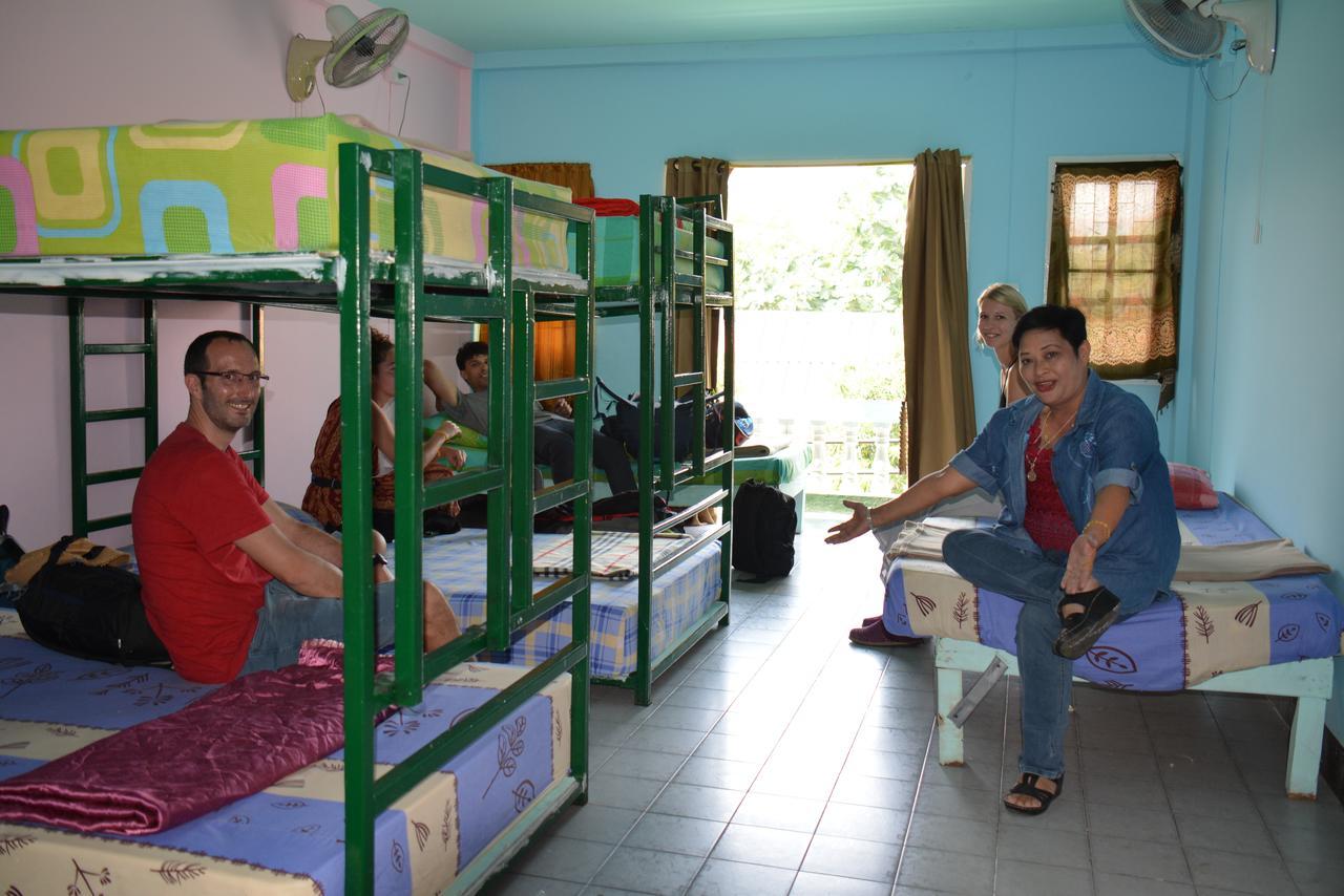 Jay Guesthouse And Restaurant (Adults Only) Chiang Mai Eksteriør billede